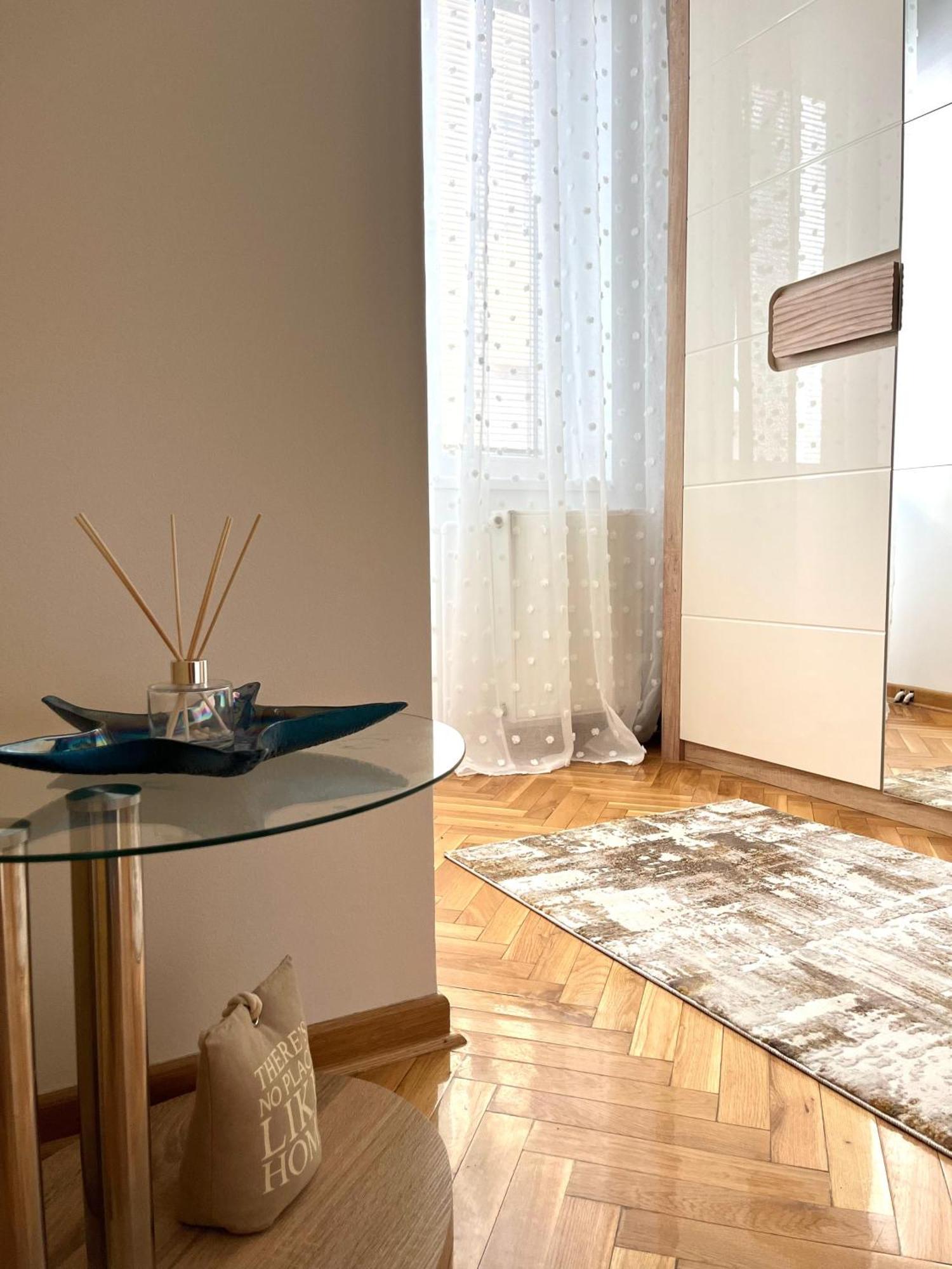 Lumo Apartman Ni Kültér fotó